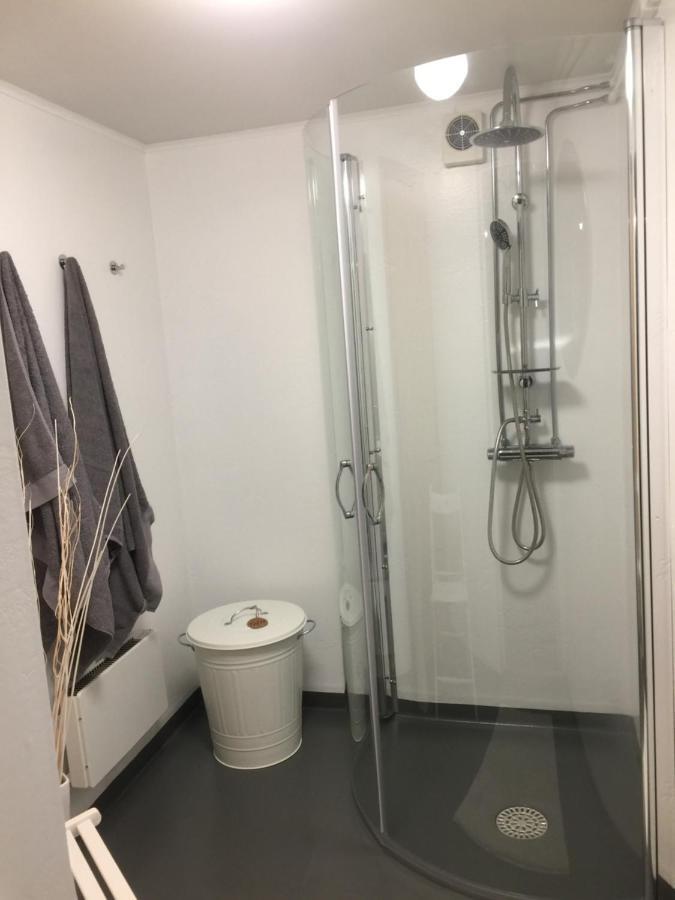 Bo Centralt I Vaernamo Värnamo Exterior foto